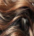 Kit 10 bandes extensions de cheveux à clip synthétiques Luxe bouclé 55cm Kit 10 bandes extensions de cheveux à clip synthétiques Luxe bouclé 55cm
